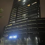 Апартаменты Silence Hanza Tower *