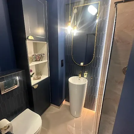 Silence Hanza Tower *