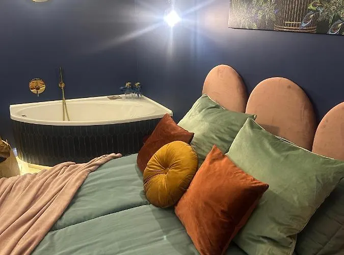 Apartment Silence Hanza Tower *