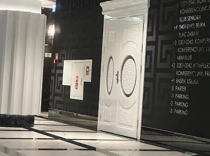 Silence Hanza Tower *