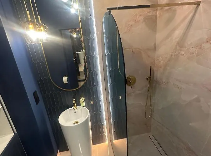 Silence Hanza Tower Apartment *